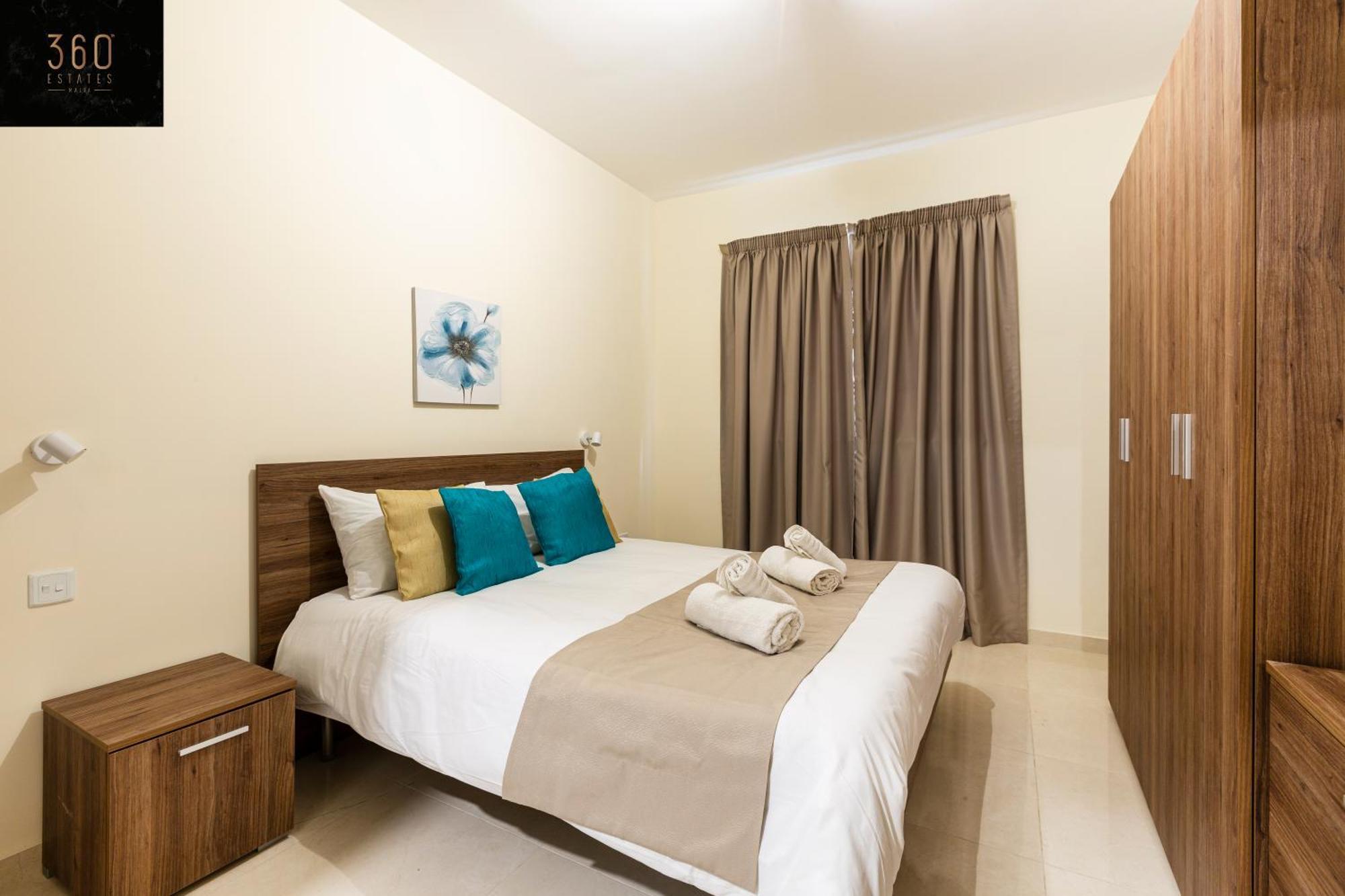 Beautiful 3Br Home With Private Balcony With Wifi & Ac By 360 Estates Marsaxlokk Esterno foto