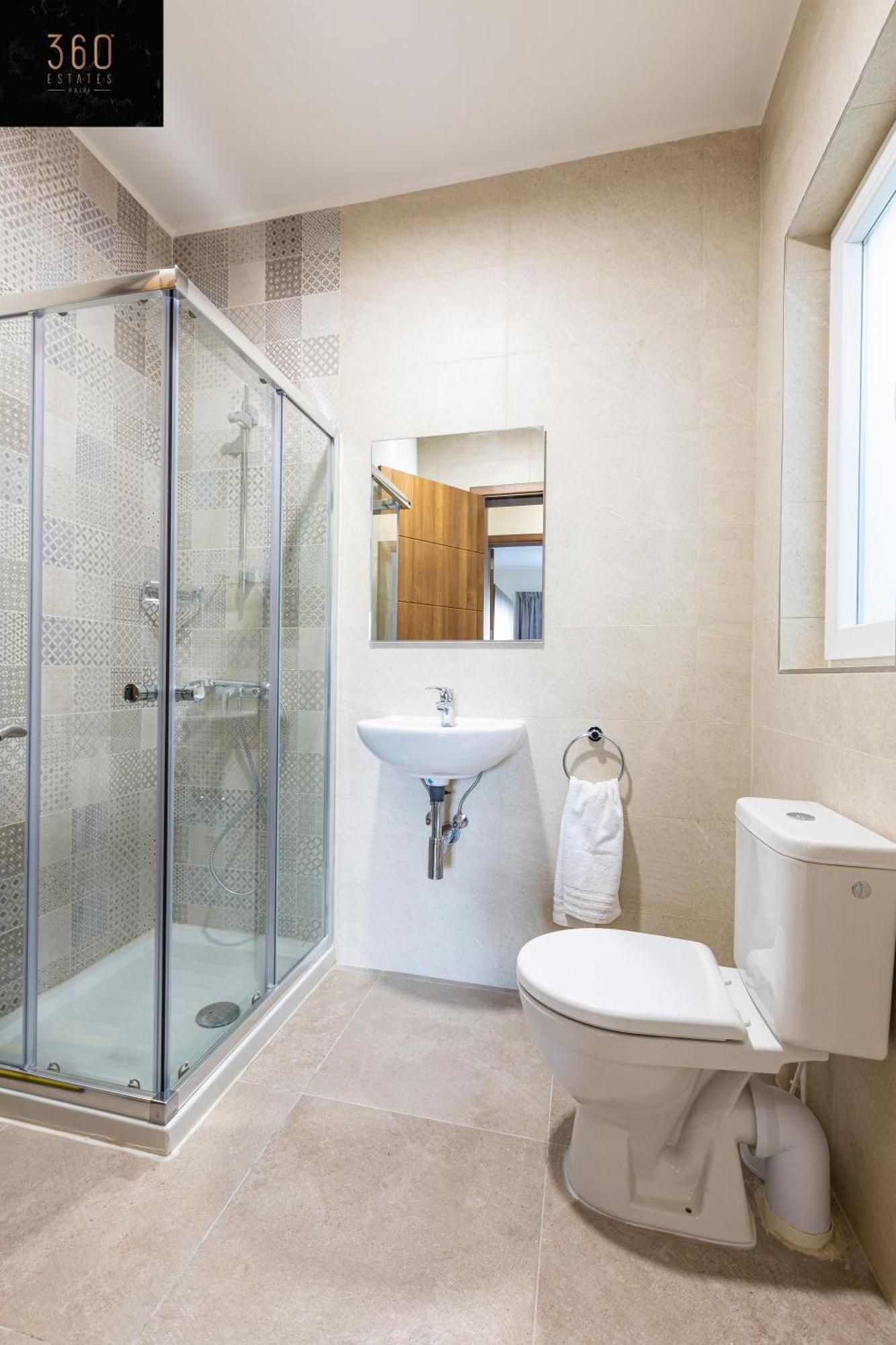 Beautiful 3Br Home With Private Balcony With Wifi & Ac By 360 Estates Marsaxlokk Esterno foto