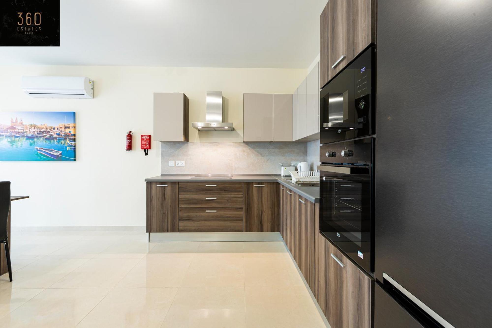 Beautiful 3Br Home With Private Balcony With Wifi & Ac By 360 Estates Marsaxlokk Esterno foto