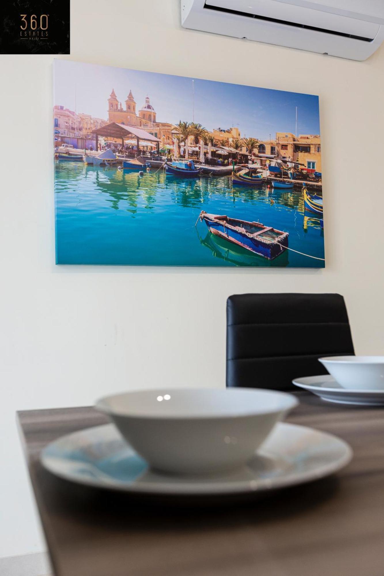 Beautiful 3Br Home With Private Balcony With Wifi & Ac By 360 Estates Marsaxlokk Esterno foto