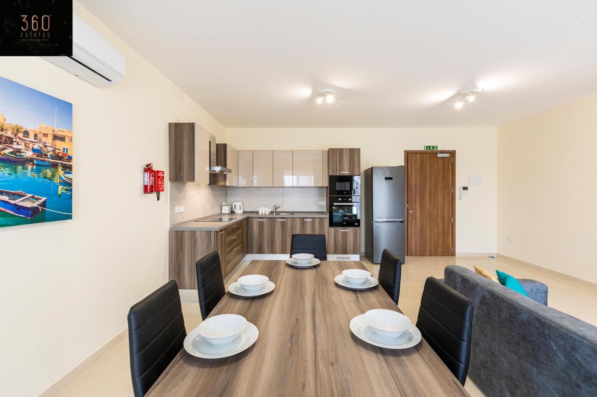 Beautiful 3Br Home With Private Balcony With Wifi & Ac By 360 Estates Marsaxlokk Esterno foto