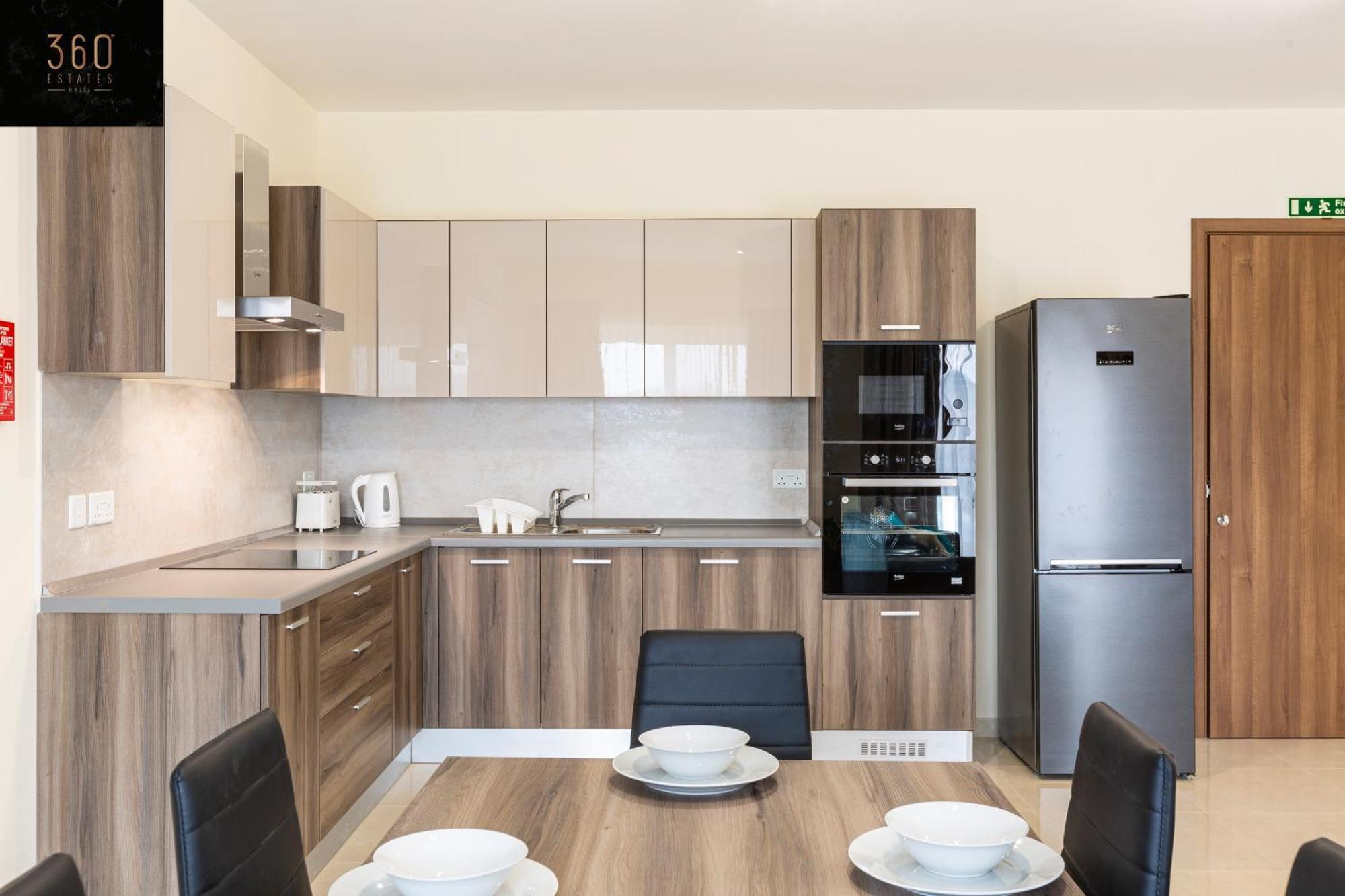 Beautiful 3Br Home With Private Balcony With Wifi & Ac By 360 Estates Marsaxlokk Esterno foto